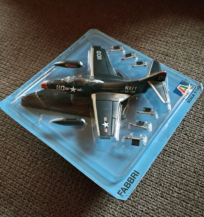 Avião Caça Grumman F9F Panther