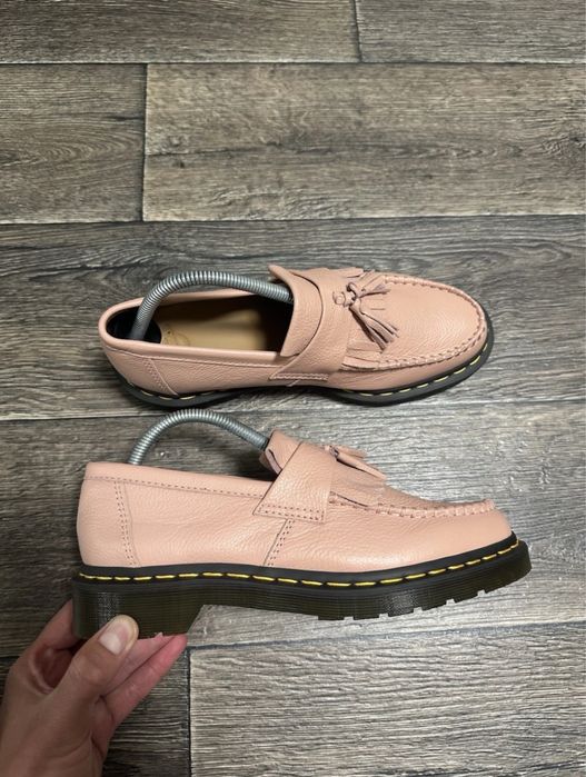 Лофери жіночі dr martens adrian