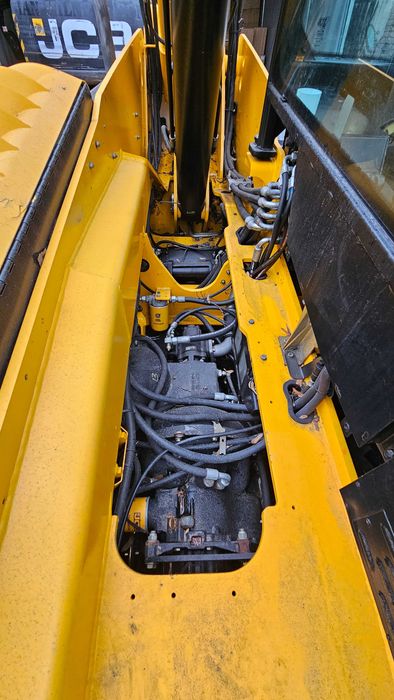 Продам навантажувач телескопічний JCB 540-135 2014 року.