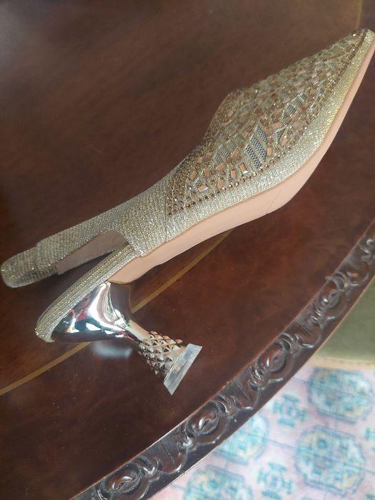 Sapatos dourados nr36
