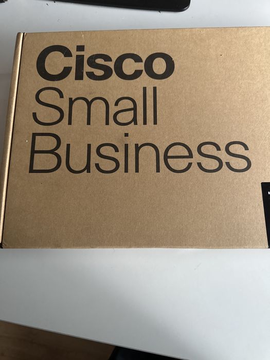 Cisco sg300-20  port gigabit