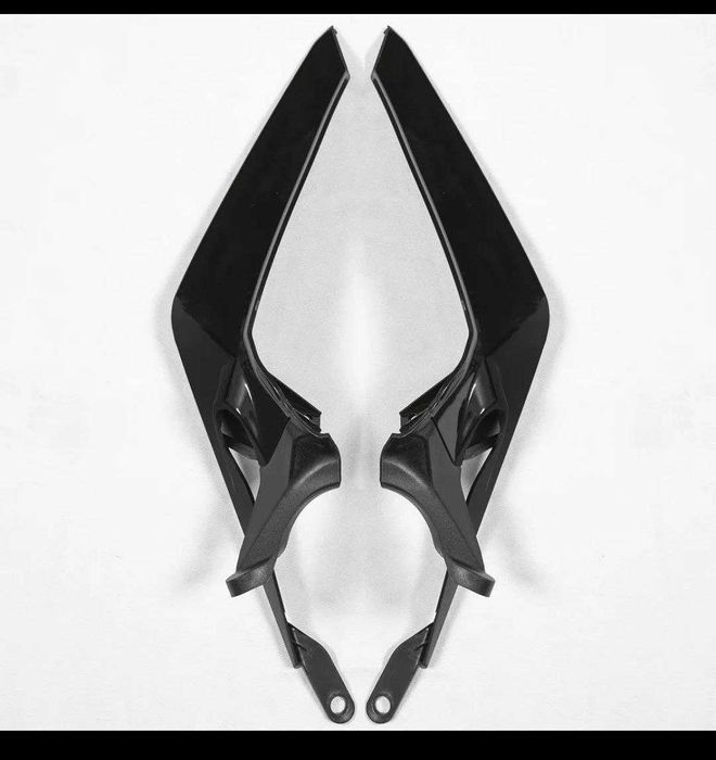 Пластик задний правый и левый KTM Duke 390