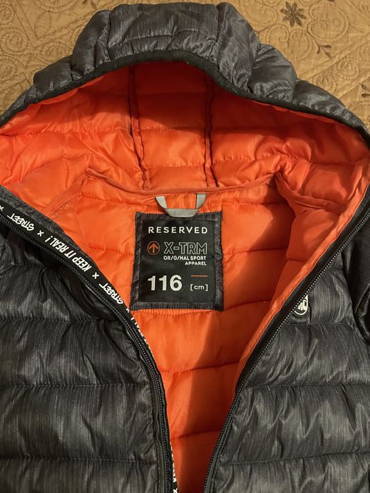 Курточка весняна