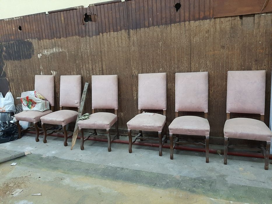 6 cadeiras em madeira maciça