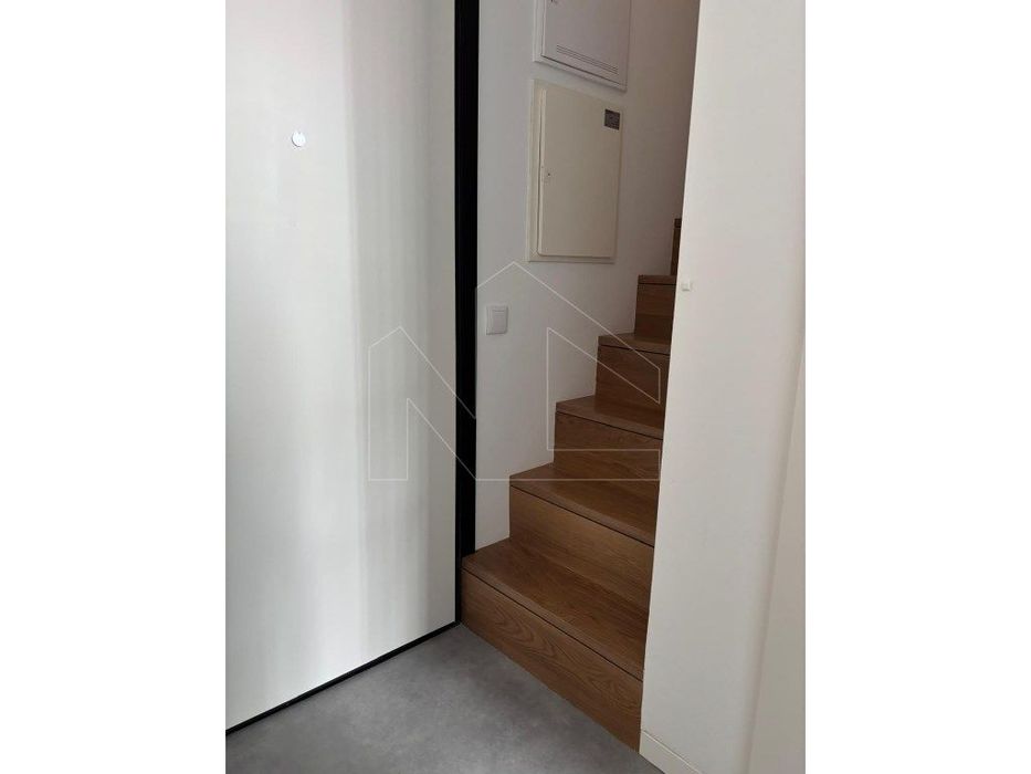 Apartamento com Mezanino NOVO | Av. Lourenço Peixinho | Centro de A...