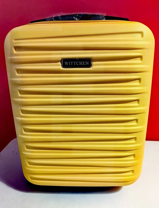 Mała walizka kabinowa podróżna Wittchen z ABS-u żółta NOWA