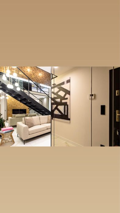 Romantyczny wieczór JACUZZI, rocznica ozdobiona pięknymi dekoracjami