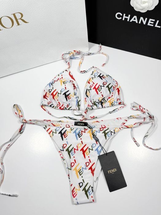 Купальник LV,Fendi,Loewʼ  2026