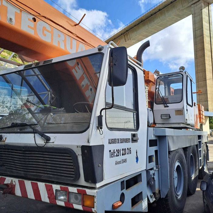 Grua Móvel Krupp KMK 3045 – 45t – All-Terrain – Funchal