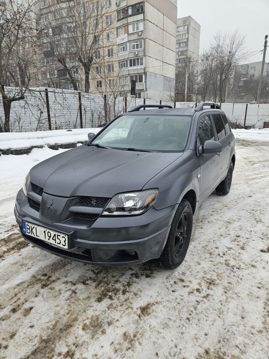 Mitsubishi Outlende 2.0 полный привод!
