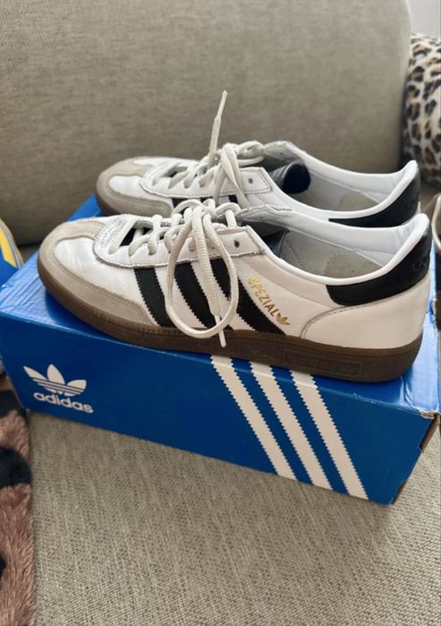 Adidas Spezial 41 1/3 białe unisex