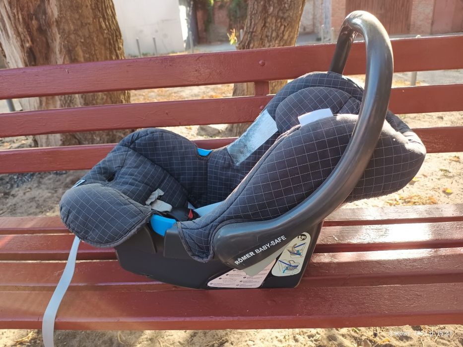 Автокрісло автолюлька 0+