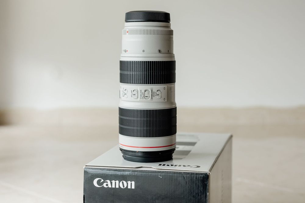 Canon EF 70-200mm f/2.8L IS III USM — como nova