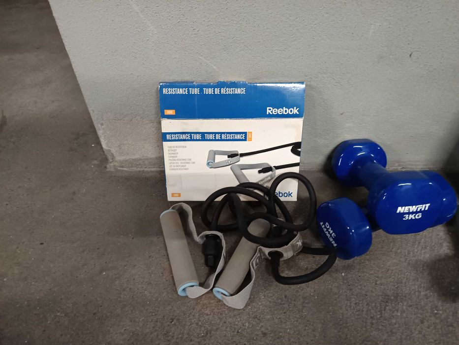 Equipamentos de ginásio  pesos, cordas