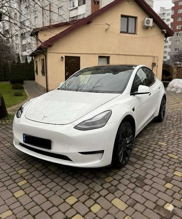Tesla Model Y 2021 Тесла модель У