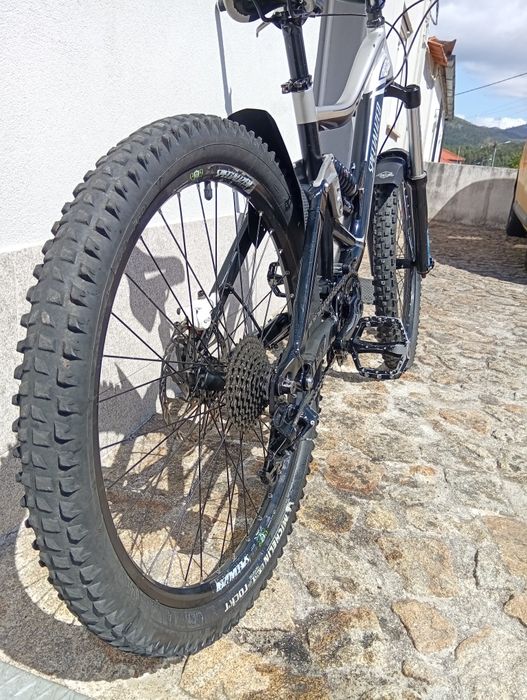 Bike Downhill Specialized Big Hit FSR II AMANHÃ 700€ VENDA URGENTE!!