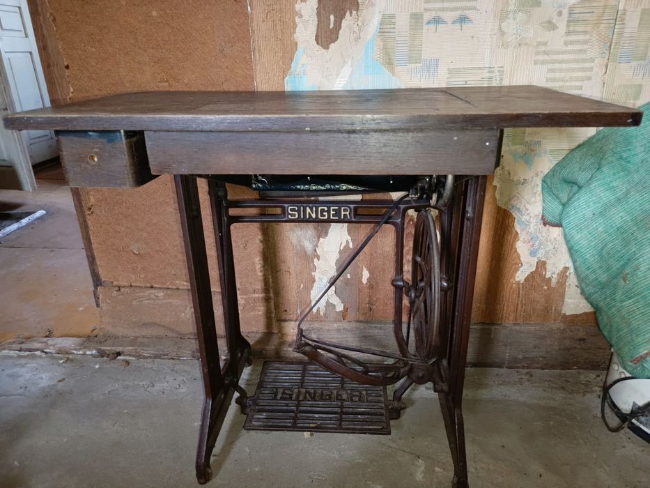 Piękna maszyna do szycia Singer