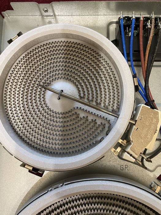 Конфорка к склокерамічної поверхні samsung