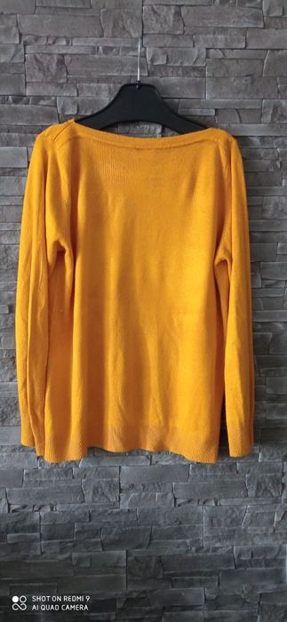 Cienki sweterek musztardowy Beloved r. 44