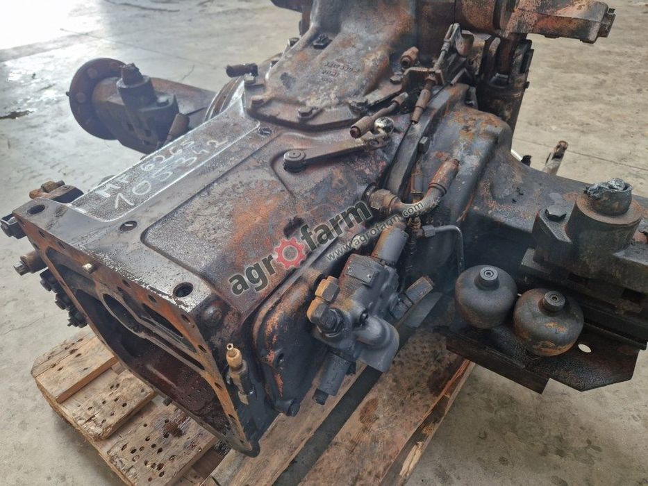 Tylny most Massey Ferguson 6265 851B2