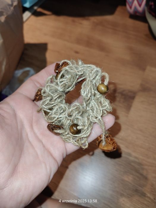 Bransoletki na gumce