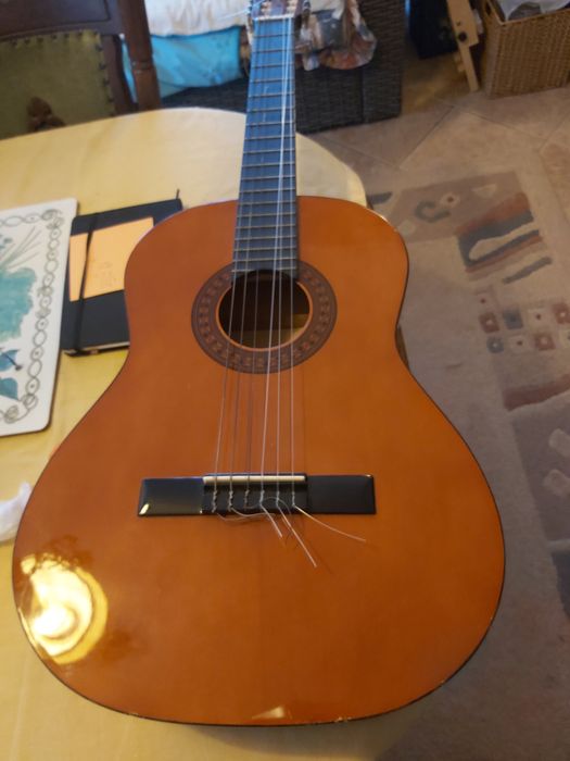 Gitar E bom condição