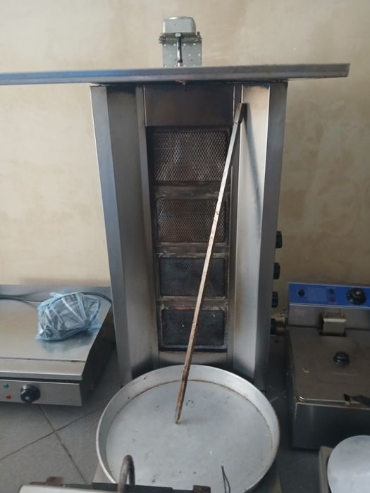 Фасфуд.гриль.кавомашина.шаурма.кебаб