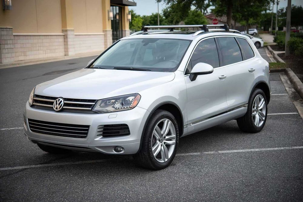 Volkswagen Touareg Executive      2013