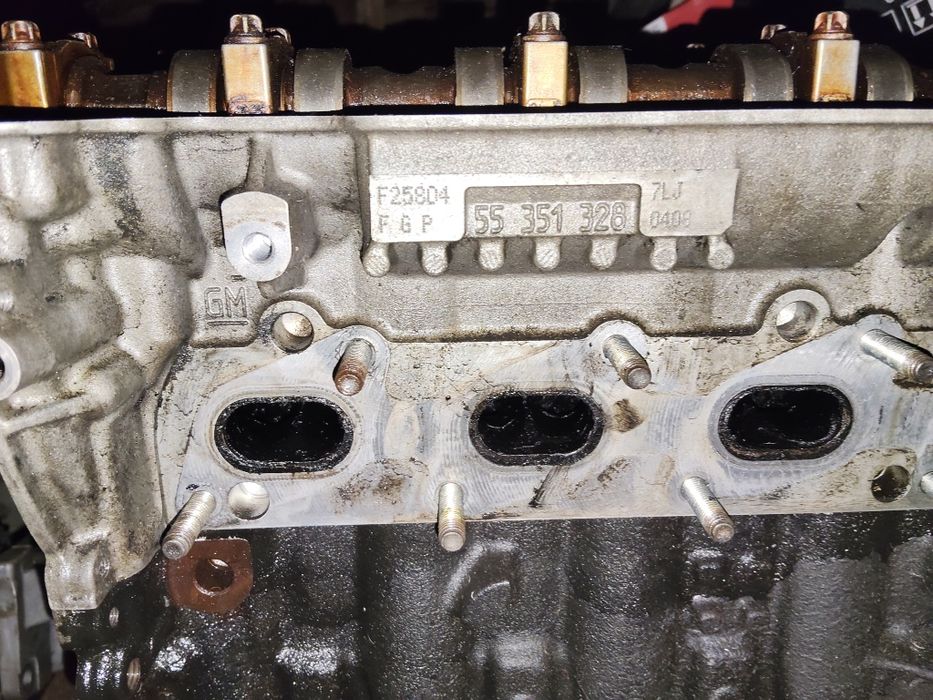 Cabeça do Opel Astra H 1.4