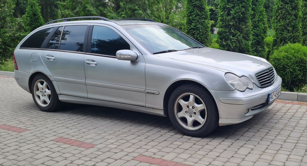 Mersedes-Benz. C200.   2,2 Diesel
