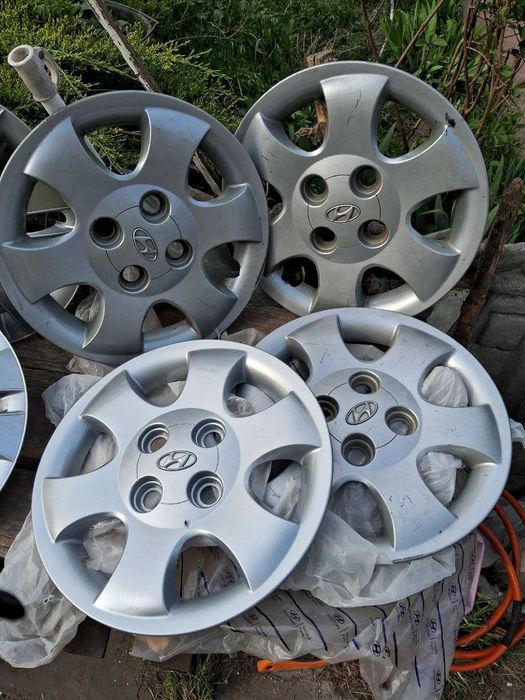 диски з ковпаками на хундай