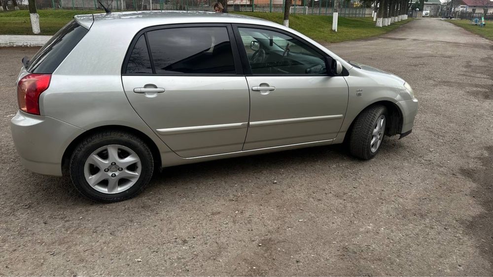 Toyota Corolla автомат