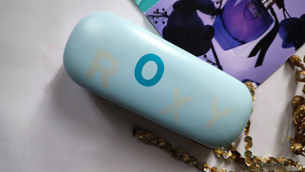 Чохол для окулярів сонячних roxy