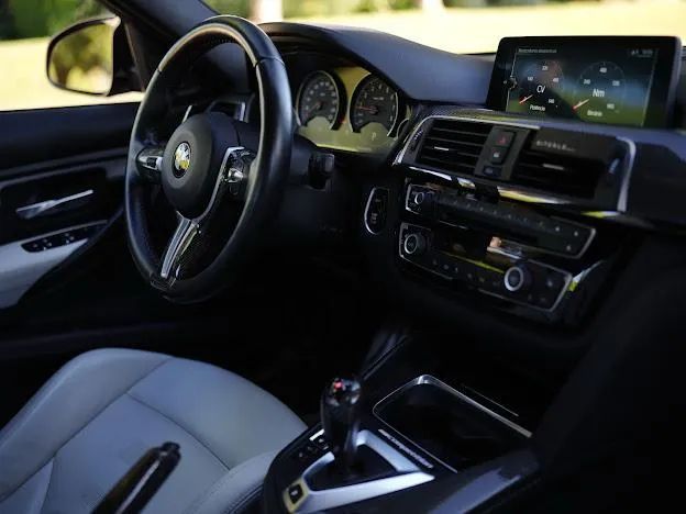 BMW M3 DKG