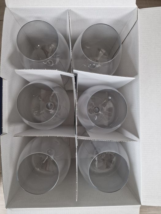 NOWE kieliszki do wina, 610ml