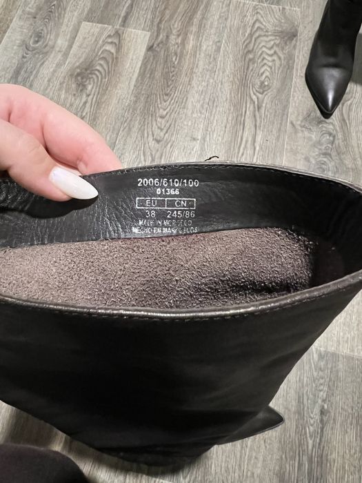 Сапоги высокие Zara, натуральная кожа 38р