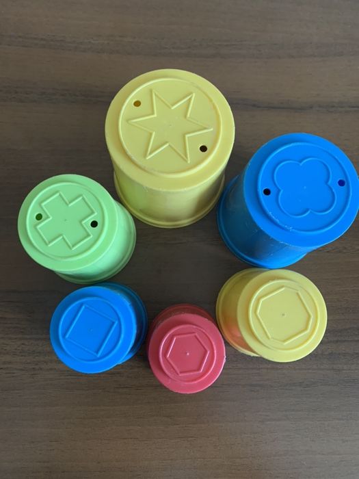 Пасочки пирамидка Fisher price