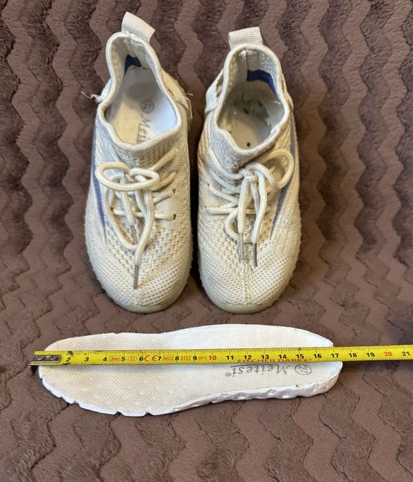 Кросівки на хлопчика