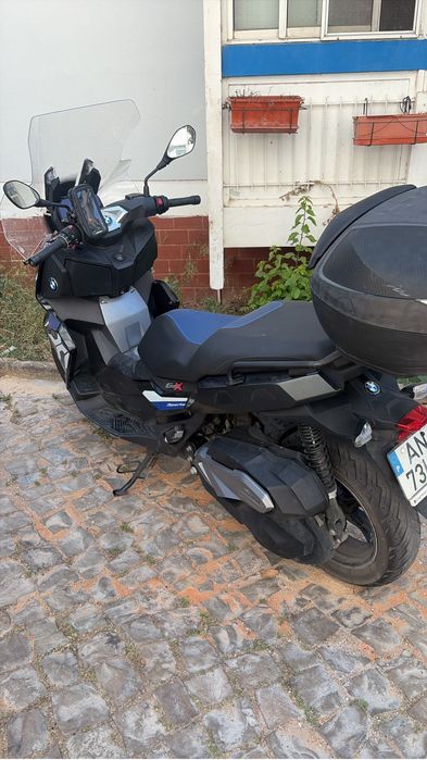 Moto Bmw c400x 350
