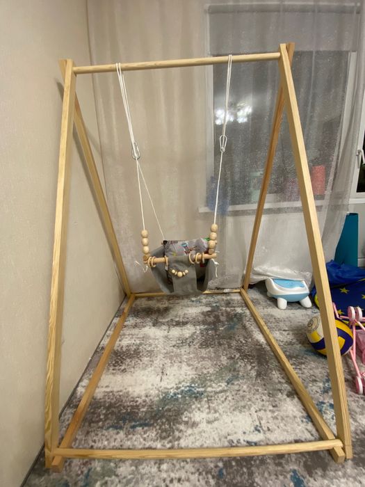 Гойдалка деревʼяна