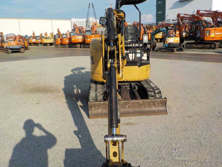 Экскаватор гусеничный CAT 303C SR