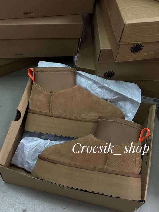 Ugg CLASSIC MINI DIPPER Black жвночі стильні уггі у чорному кольорі
