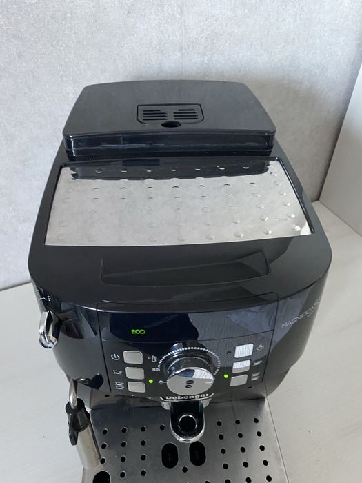 Кавомашина DeLonghi Magnifica S з Німеччини є Вибір