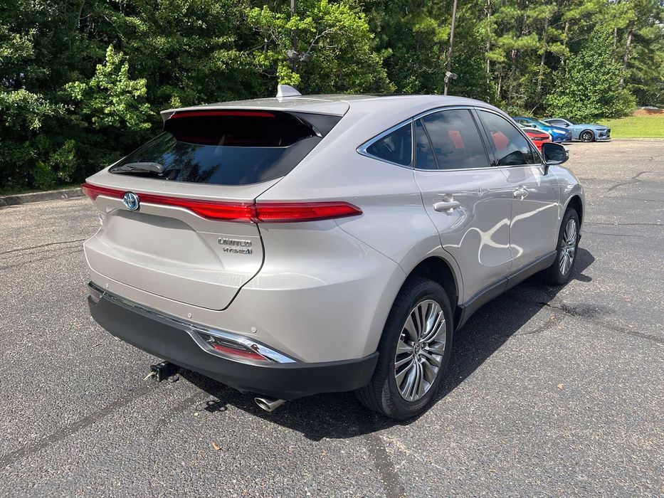Toyota Venza Limited      2022