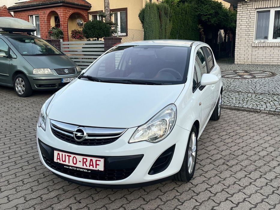 Opel Corsa 1,4 TURBO !! 120 KM !!