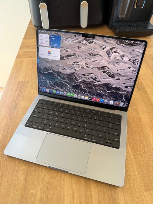 Idealny MacBook Pro 14” 32/1000 GB M2 Pro A2779 SPACE GRAY w idealnym stanie!