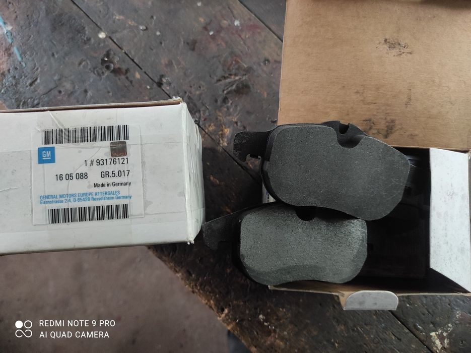 Тормозні колодки GM Opel Vectra C, Zafira B, Astra H