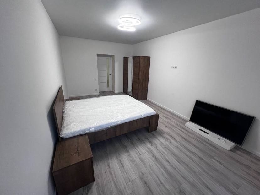 Здам сучасну 3х кімнатну квартиру студію в Центрі!