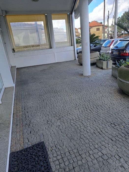 Estabecimento Comercial/Padaria com fabrico - Paços de Ferreira