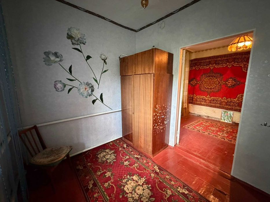 44879 Просторий будинок у Дубовому з великою ділянкою, двома гаражами та всіма міськими комунікаціями!